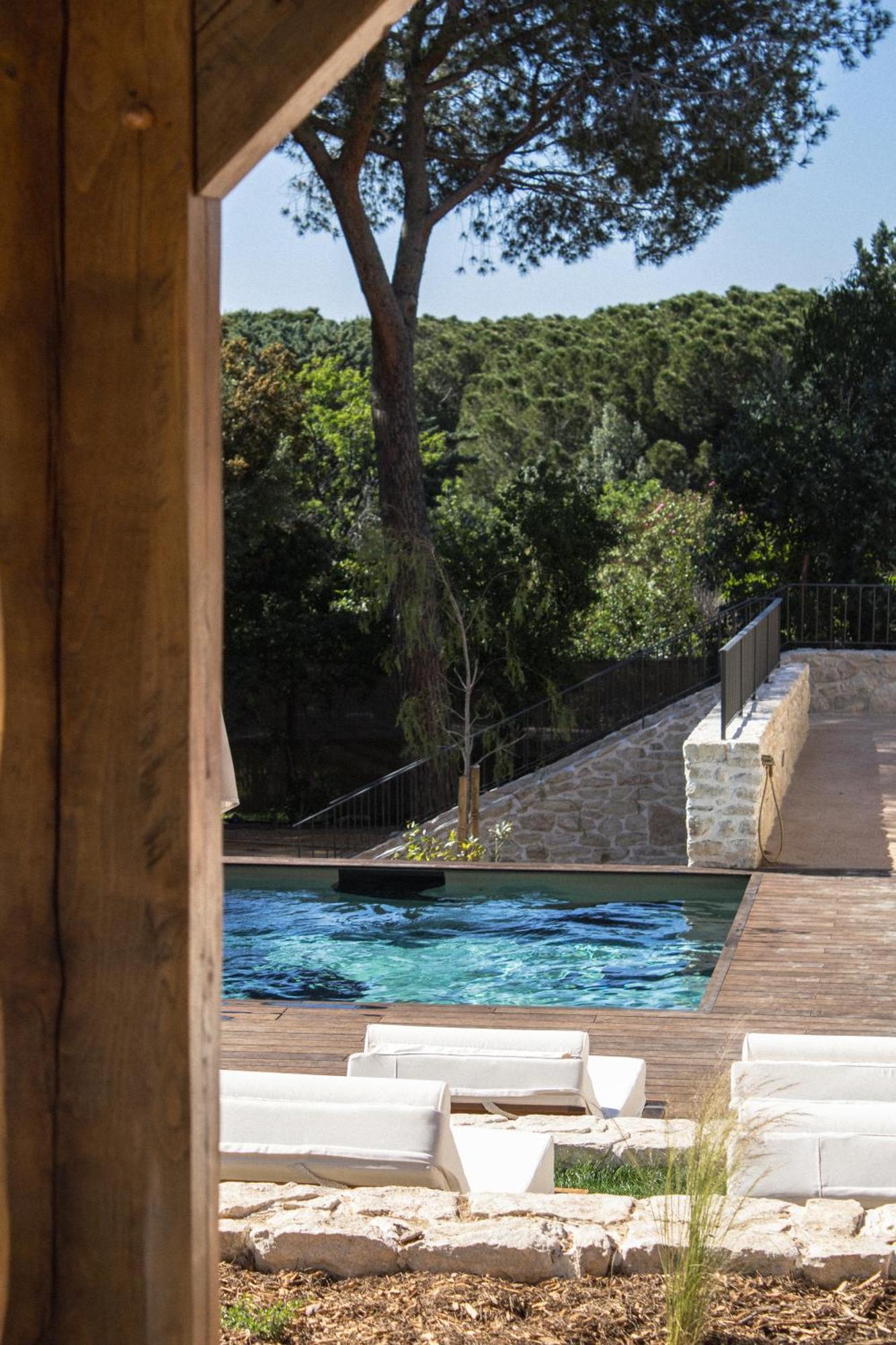 Boutique Hotel Responsable Et Restaurant Basgi Basgi 圣弗洛朗 外观 照片